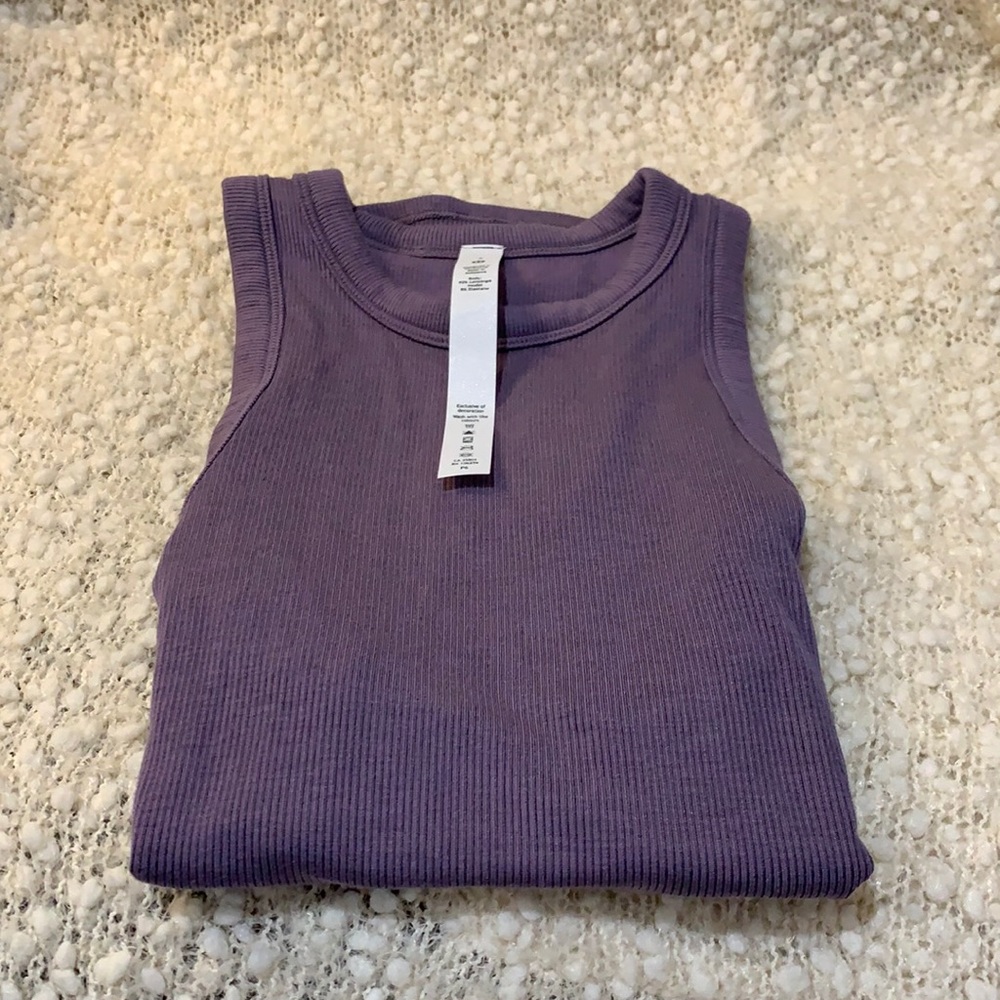 Lululemon tank top